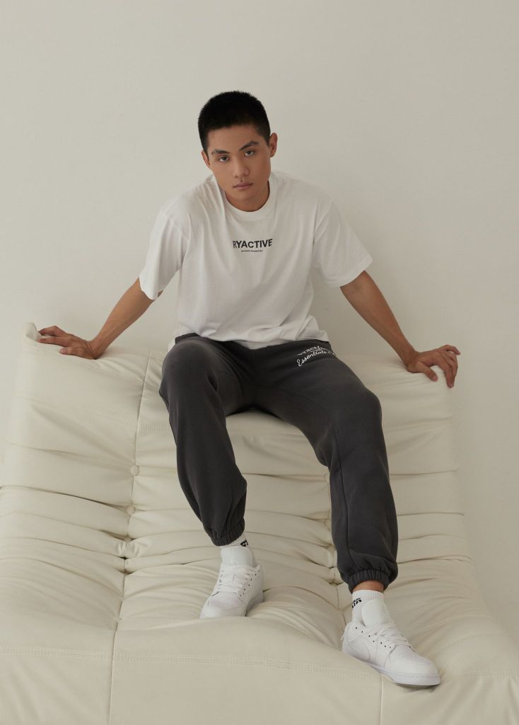 Áo thun RYAMAN ESSENTIAL TEE White