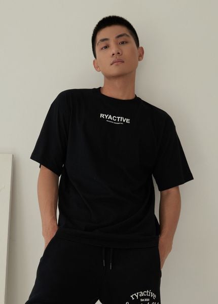  Áo thun RYAMAN ESSENTIAL TEE Black 