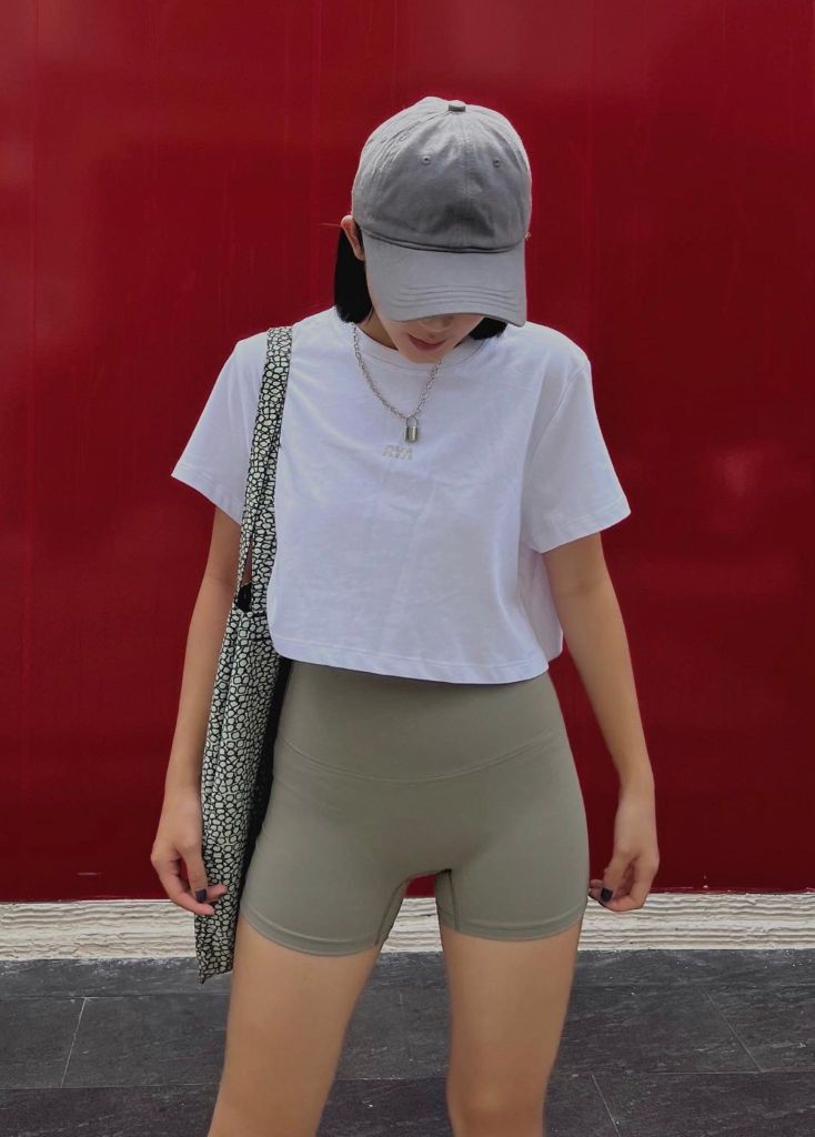 Áo thun COMFY CROPTOP White