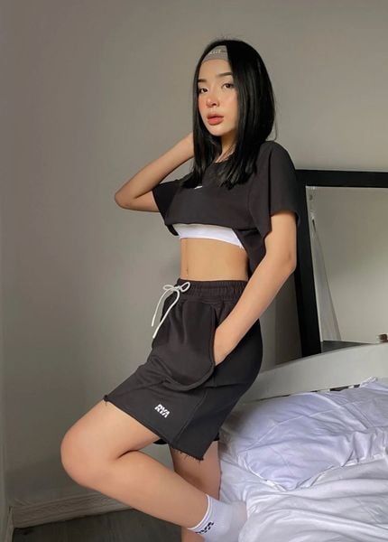  Áo thun COMFY CROPTOP Black 