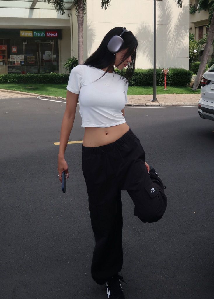 Quần RYA PARACHUTE PANTS Black