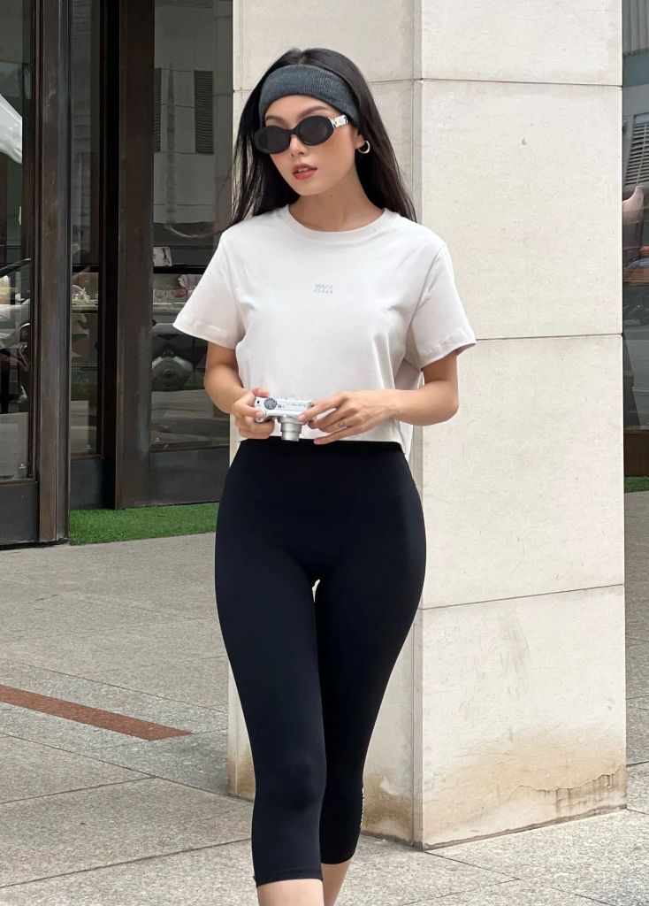Áo thun COMFY CROPTOP Smokey Grey
