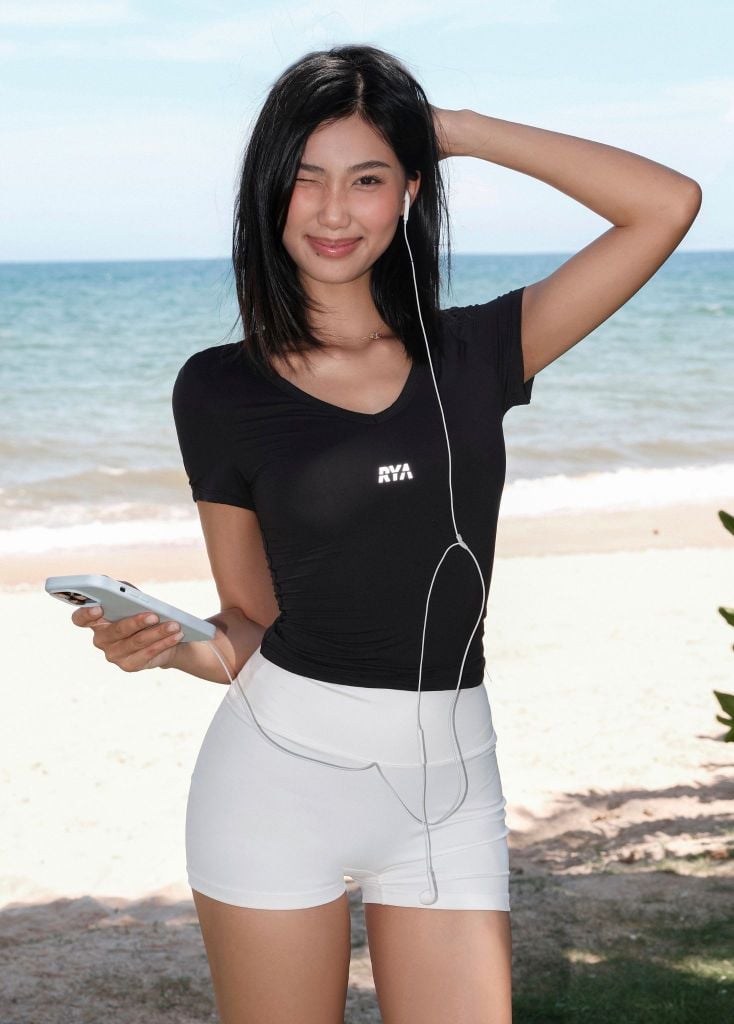 Quần SHORT BIKER Creamy White
