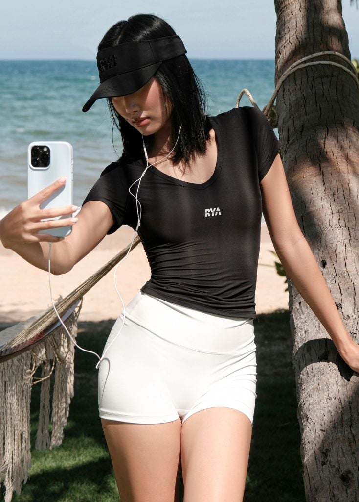 Quần SHORT BIKER Creamy White