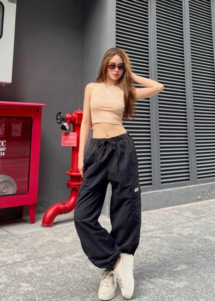 Quần RYA PARACHUTE PANTS Black