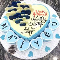 Bánh Hình Trái Tim