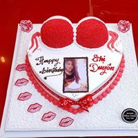 Bánh Hình Trái Tim