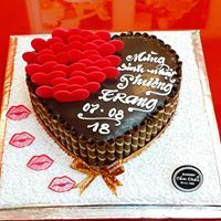 Bánh Hình Trái Tim