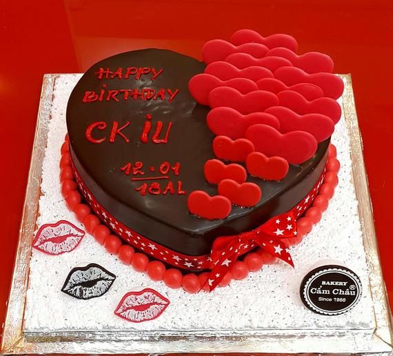 Bánh Hình Trái Tim