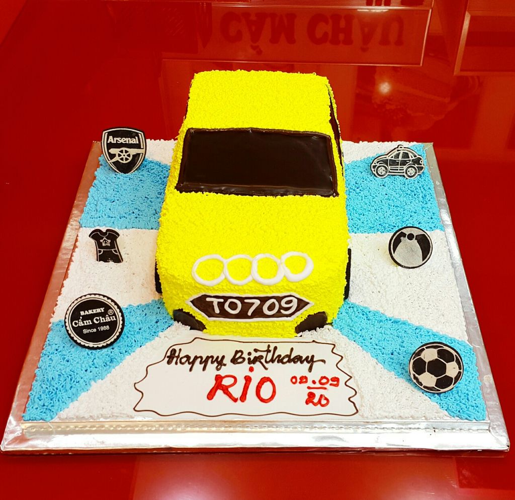 Bánh Hình Ô Tô