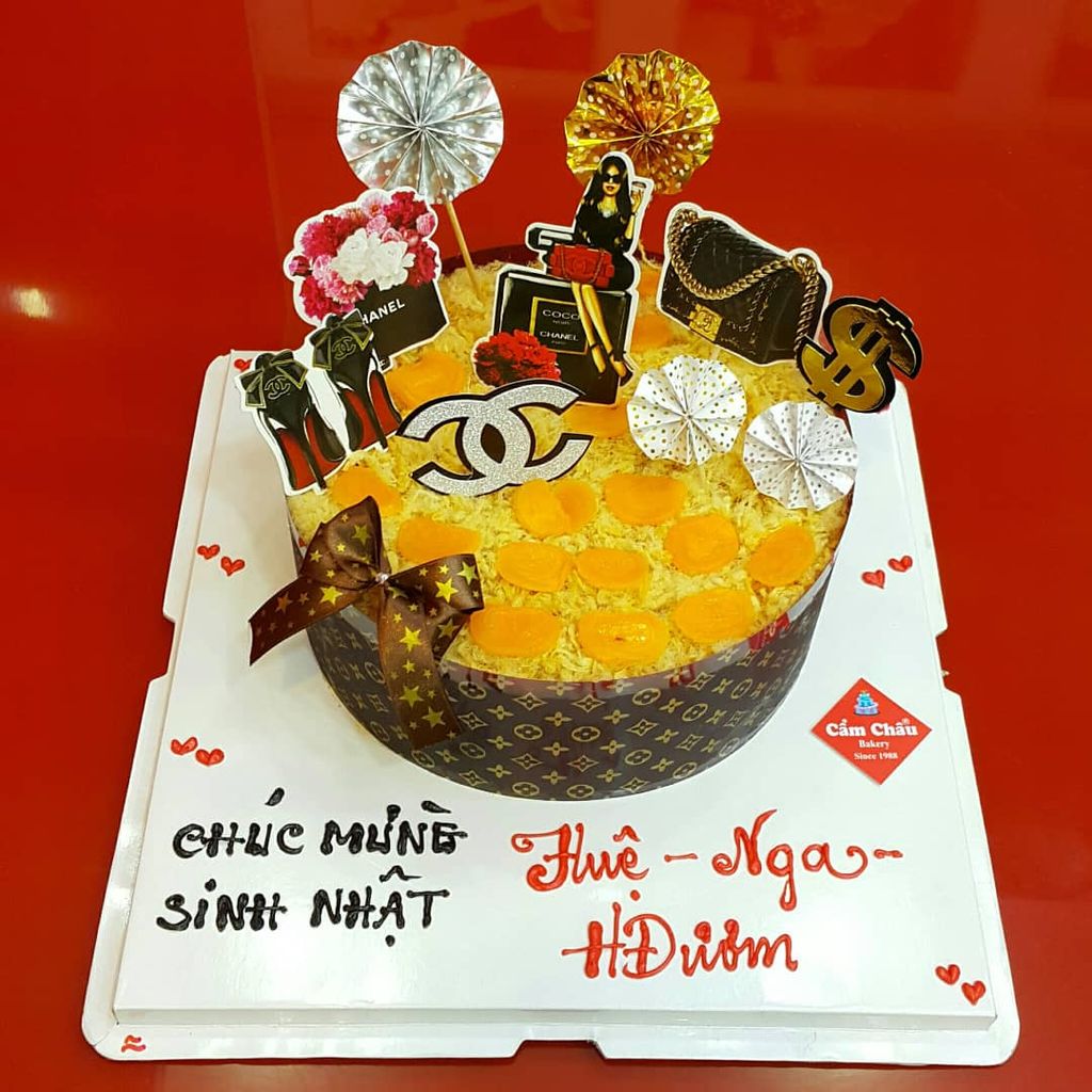 Bánh Bông Lan Trứng Muối