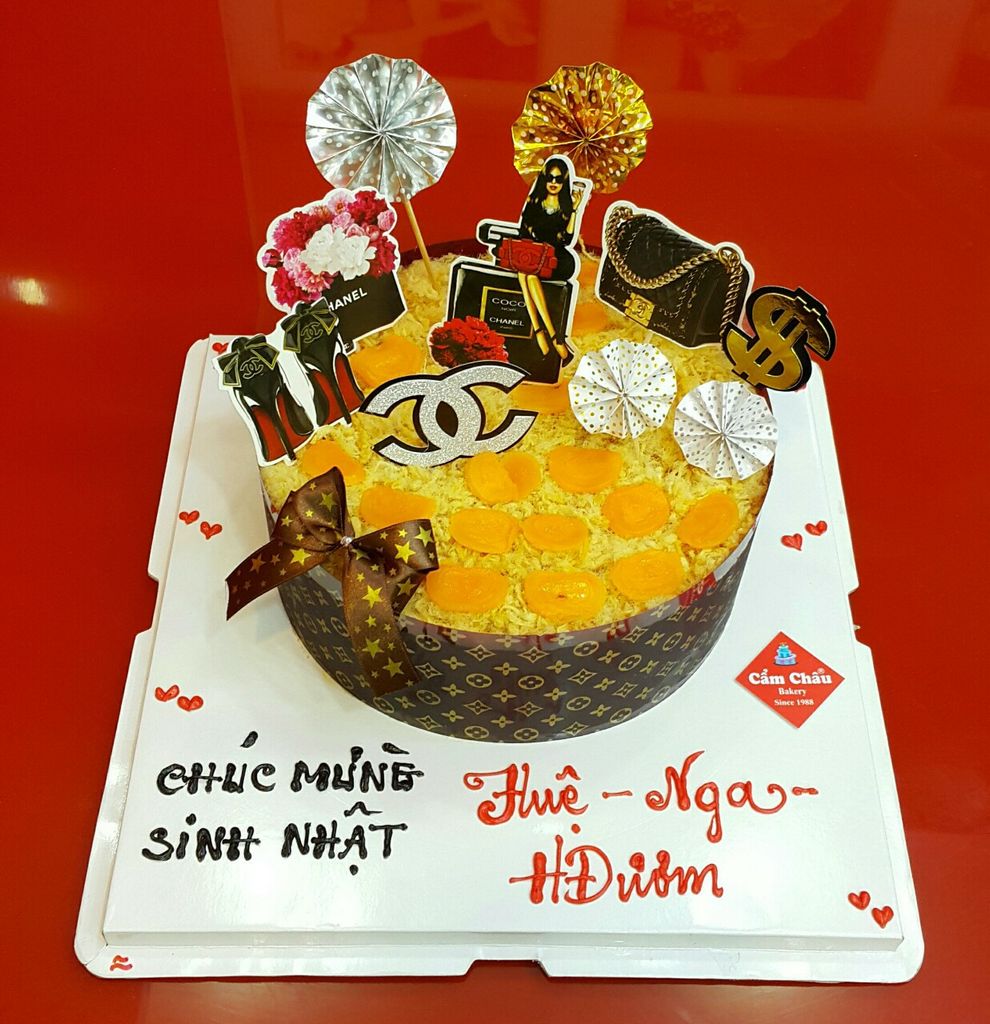 Bánh Bông Lan Trứng Muối