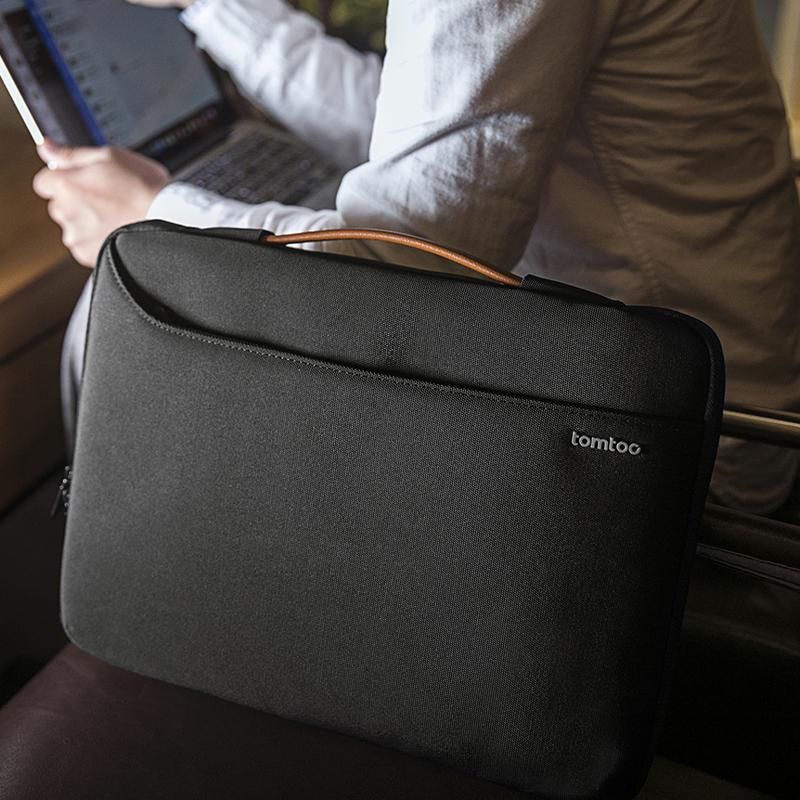  Túi Chống Sốc Tomtoc Spill Resistant MacBook/Laptop 13” - Black 