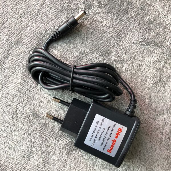 Đèn bàn LED bảo vệ thị lực Điện Quang ĐQ LDL09 8BR