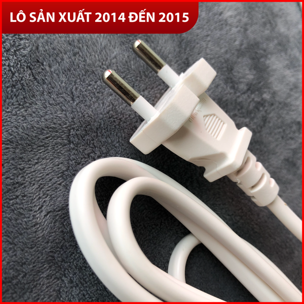 Ổ cắm Điện Quang ĐQ ESK02 ( 4 lỗ 3 chấu ) - Năm SX 2014, 2015 - Bảo hành 12 tháng