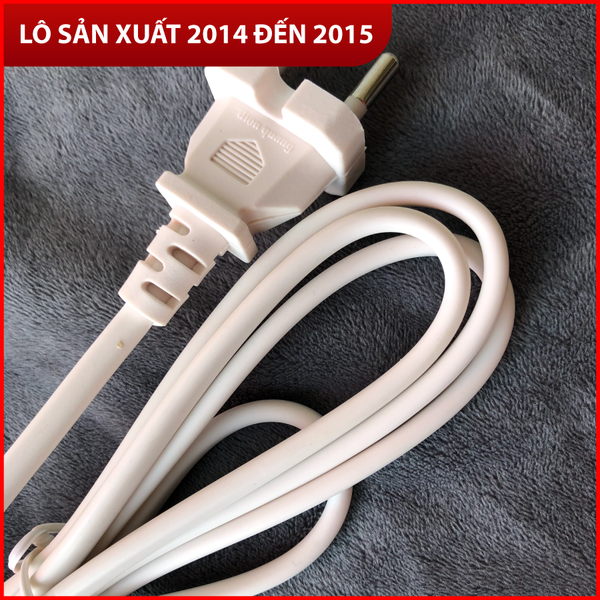 Ổ cắm Điện Quang ĐQ ESK02 ( 4 lỗ 3 chấu ) - Năm SX 2014, 2015 - Bảo hành 12 tháng