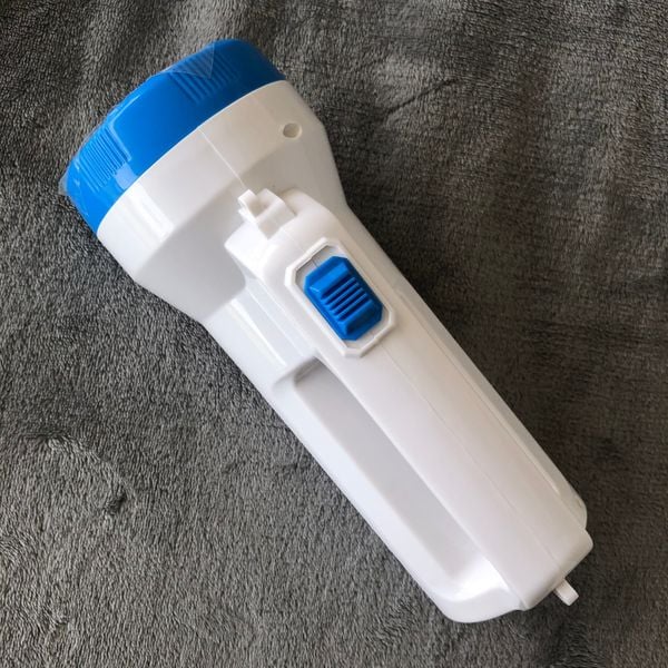 Đèn Pin LED Điện Quang ĐQ PFL06 R ( Pin sạc )