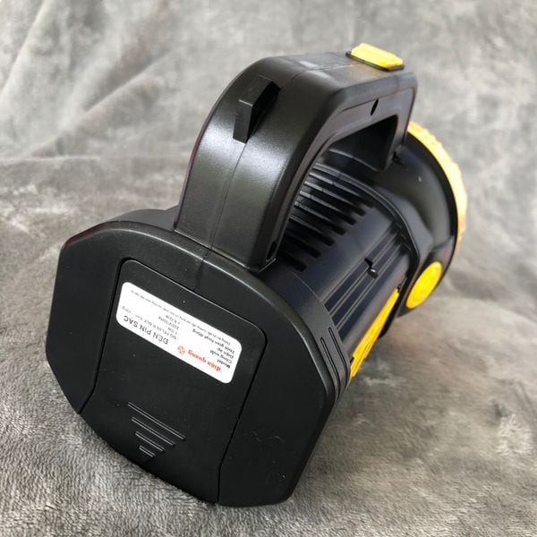DRAFT Đèn Pin LED Điện Quang ĐQ PFL09 R BLY (Pin Sạc, Đen - Vàng)
