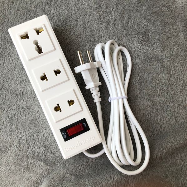 Ổ Cắm Điện Quang ĐQ 002A-02 ( 3 lỗ )