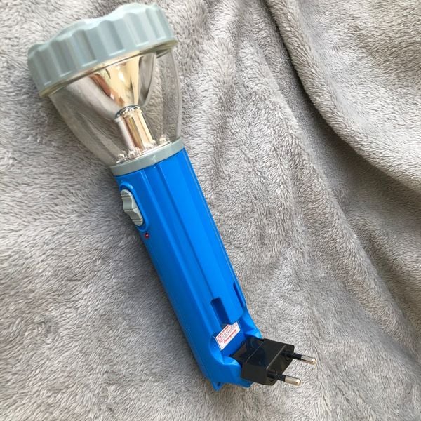 DRAFT Đèn pin Điện Quang ĐQ PFL02 R B (pin sạc, xanh dương) - bỏ