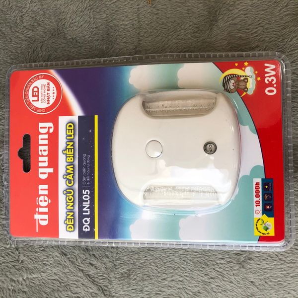 Đèn ngủ cảm biến LED Điện Quang ĐQ LNL05 ( Cảm biến quang và đổi màu tự động )