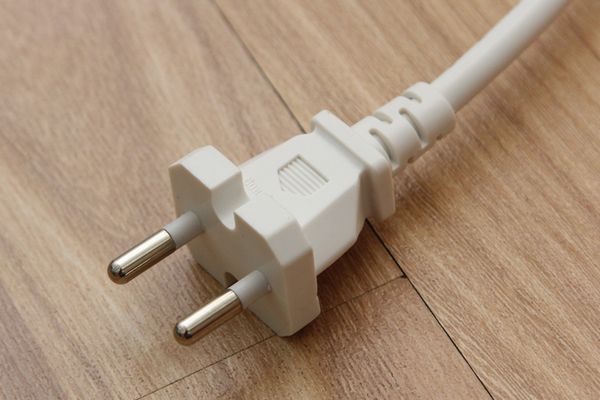 Ổ cắm Điện Quang ĐQ ESK 5W.SM750SL (5 lỗ 3 chấu dây 5 mét màu trắng đỏ)