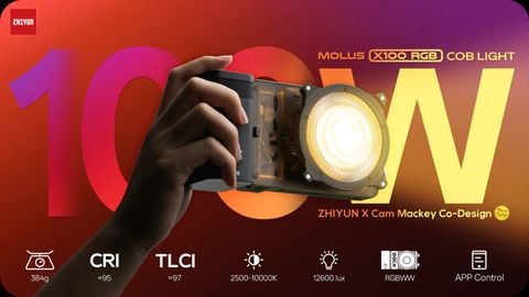Zhiyun Molus X100 RGB 2500K-10000K đèn led 100W cầm tay nhiều màu