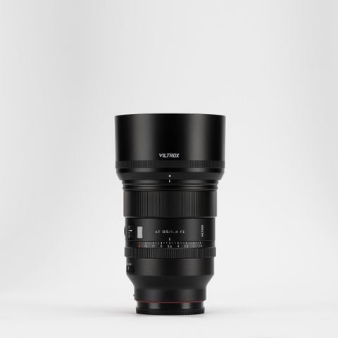 Ống kính Viltrox AF 85/1.4 Pro FE cho máy ảnh Sony