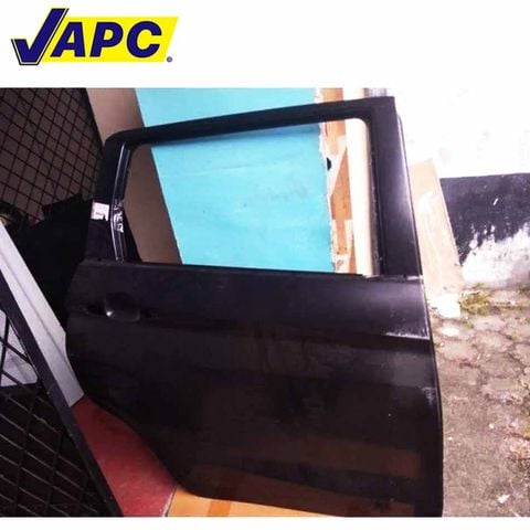 5730B918 -  Cánh cửa sau RH Xpander 19-21 (5730B918)