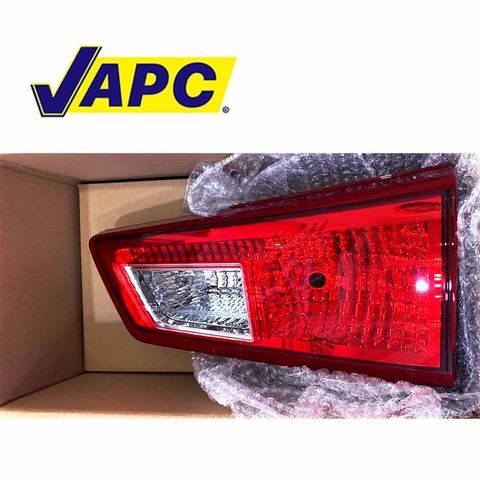 81581-0K050 -  Đèn hậu trong RH (81581-0K050) - TOYOTA