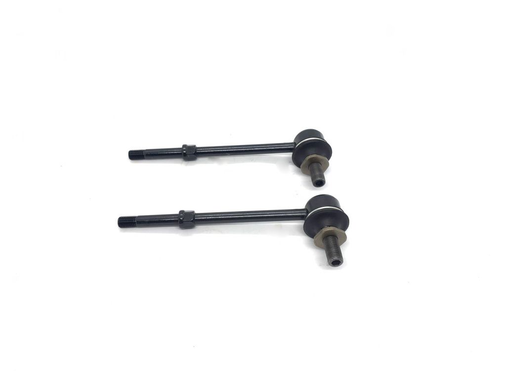 Cân bằng trước Innova