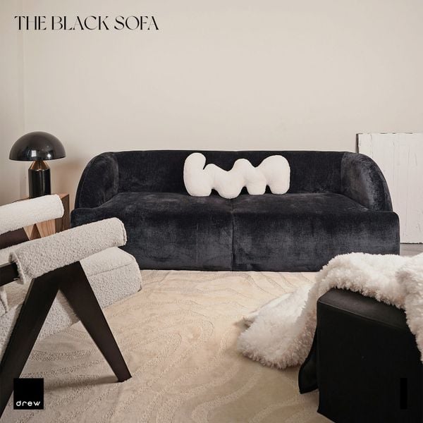  The Black Sofa 