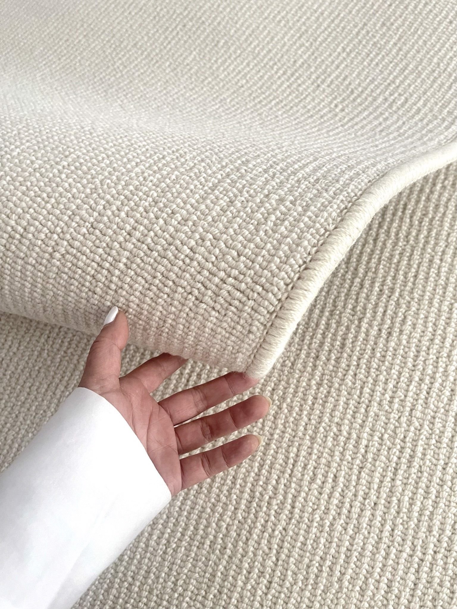  100% Wool Off White Rug 