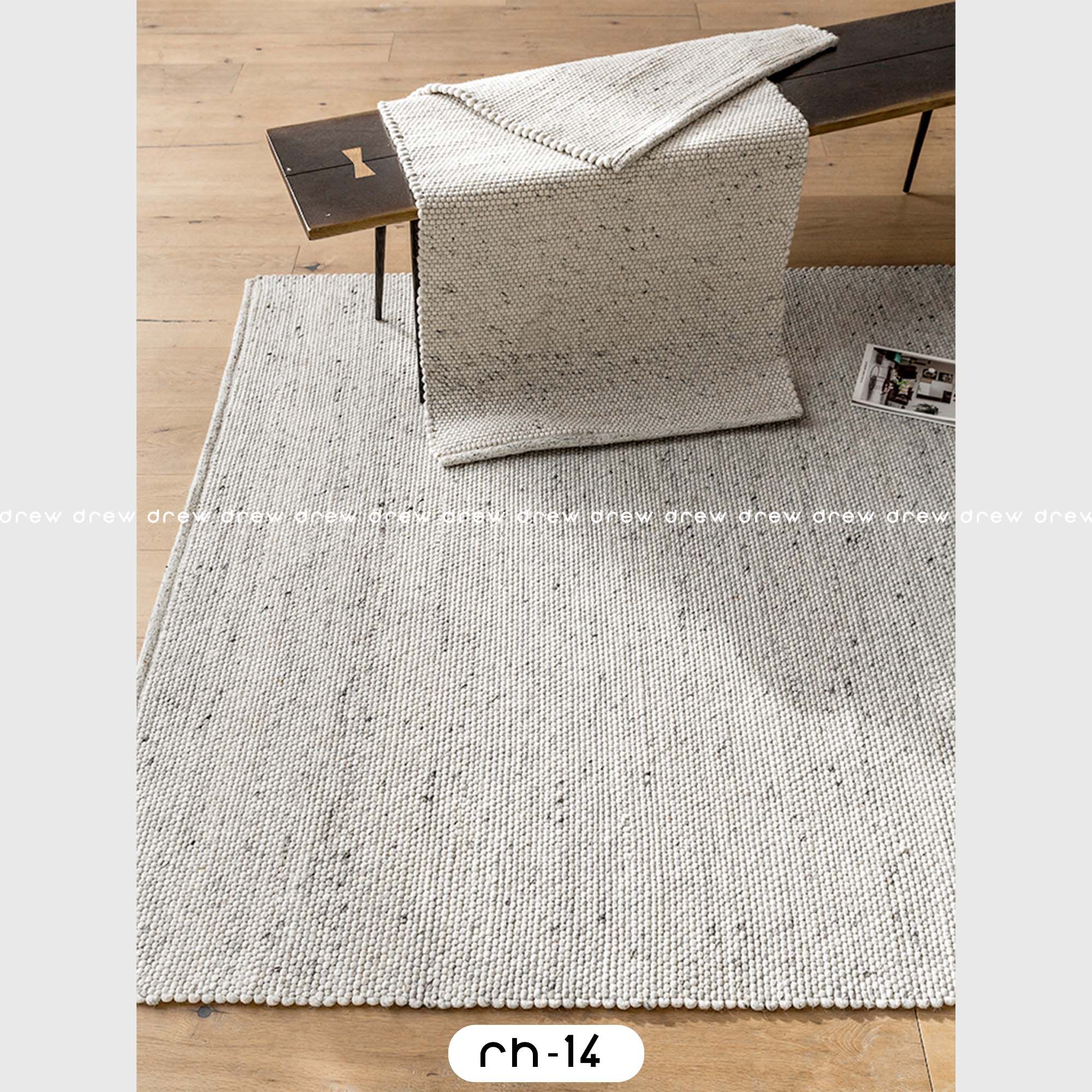  Indian Hand-woven Woolen Rug 