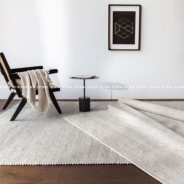  Indian Hand-woven Woolen Rug 