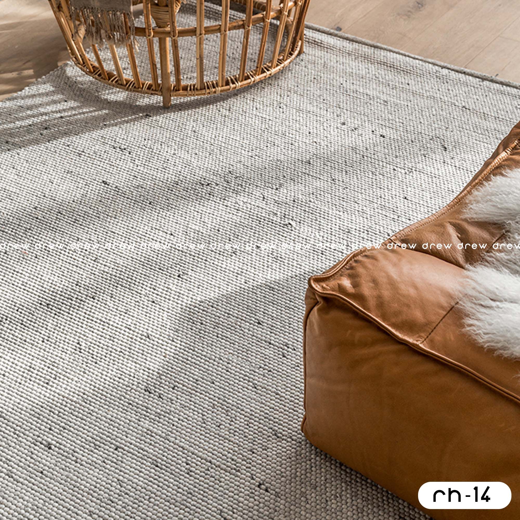  Indian Hand-woven Woolen Rug 