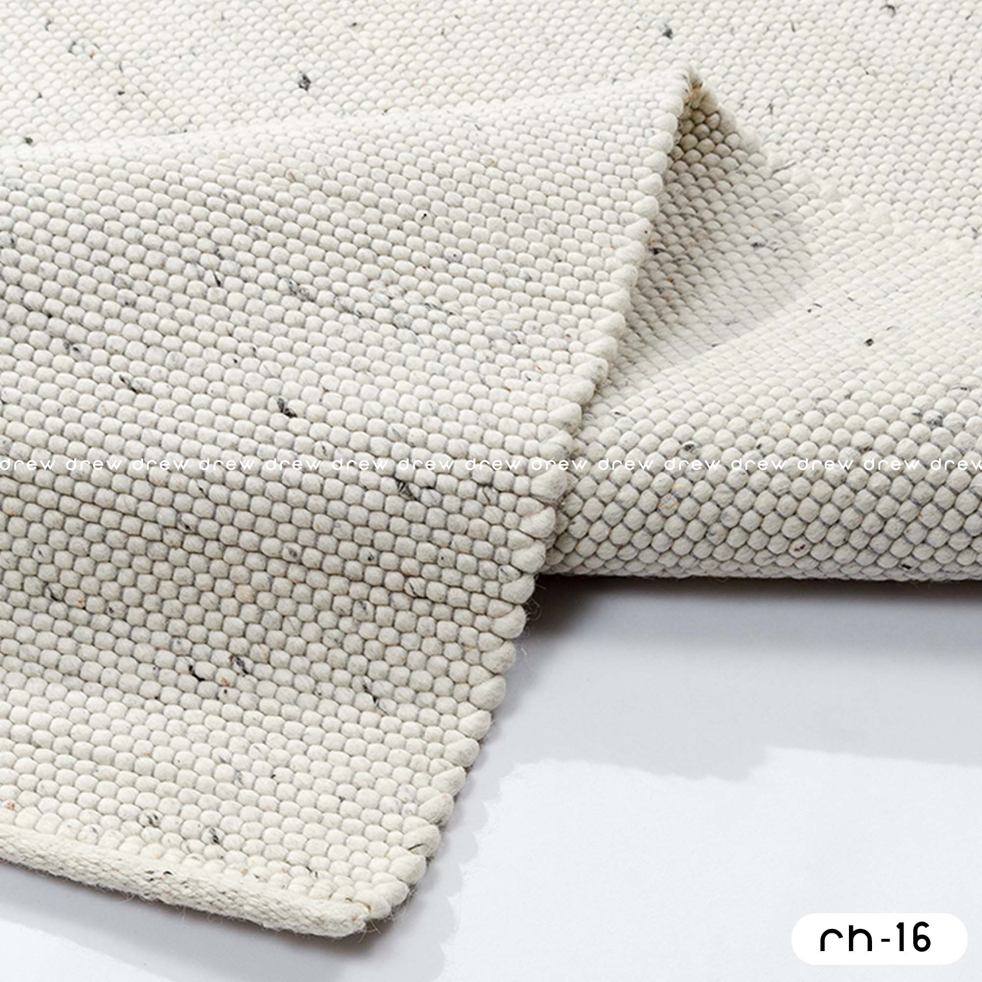  Indian Hand-woven Woolen Rug 