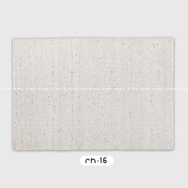  Indian Hand-woven Woolen Rug 