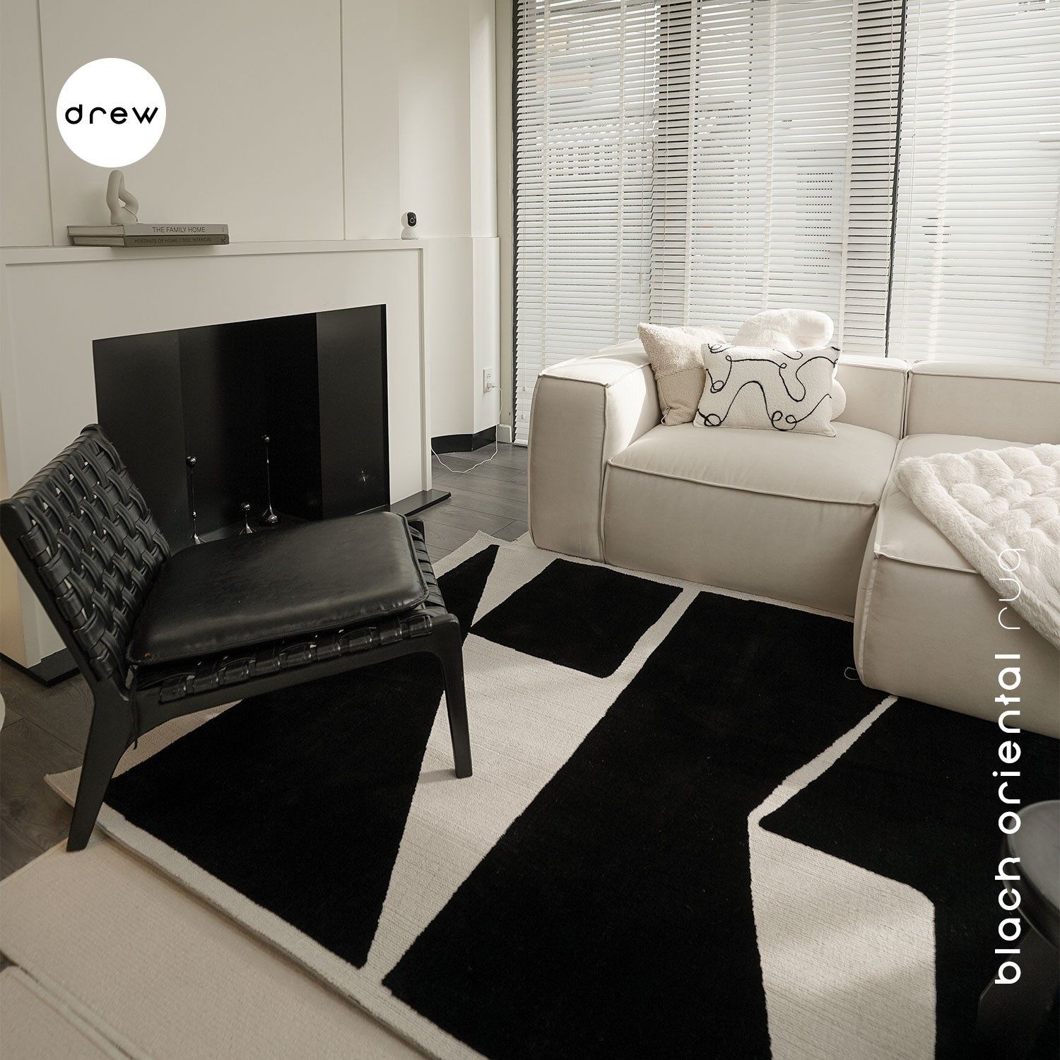  Black Oriental Rug 