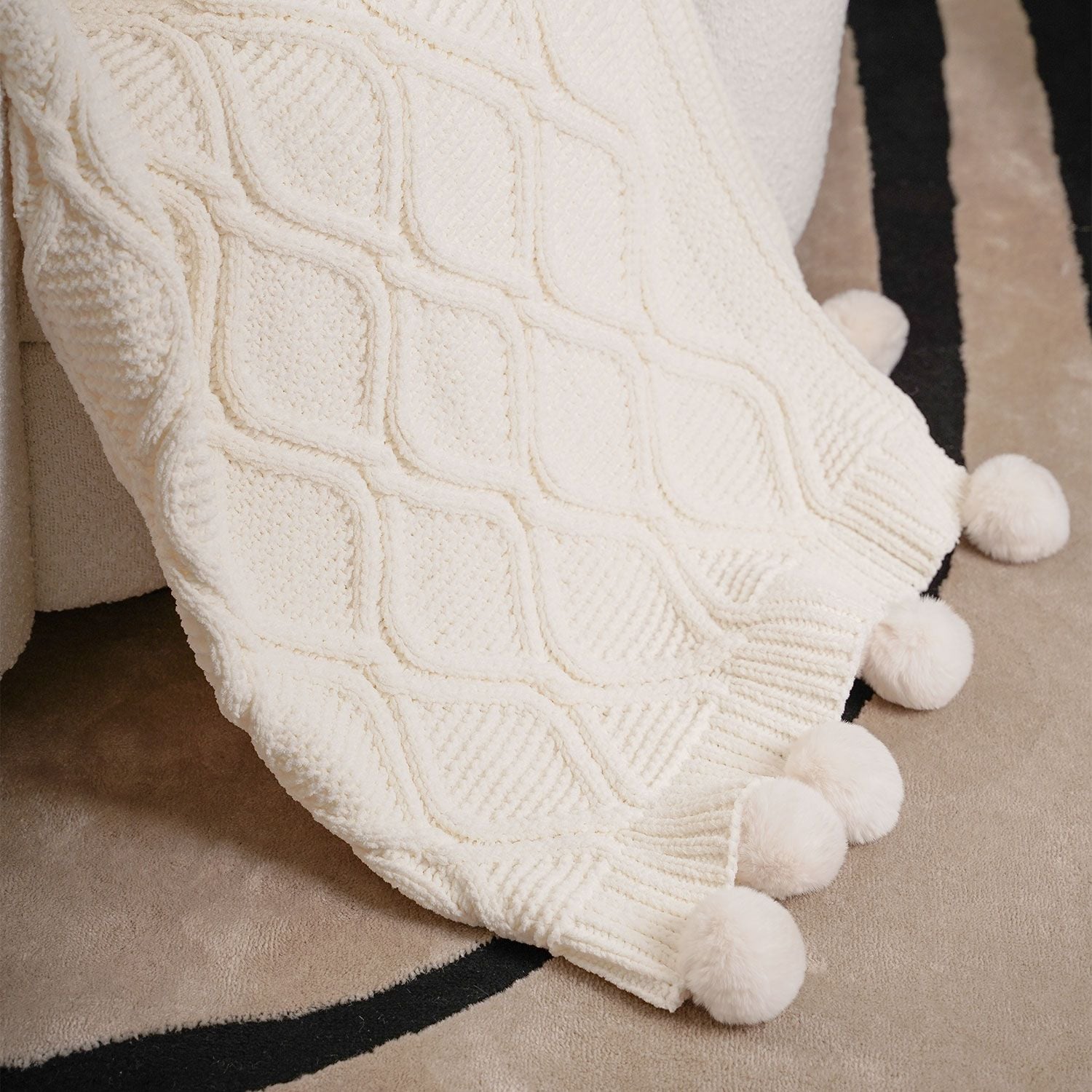  Chenille knitted wool throw 1.3x1.6m 