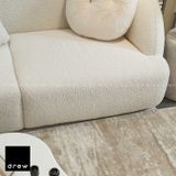  The White Sofa 