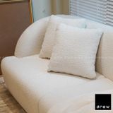  The White Sofa 