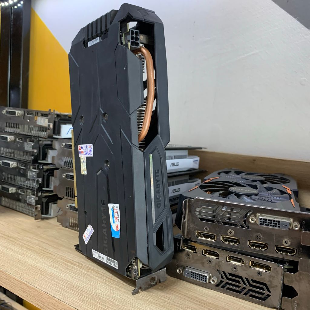 Card màn hình GTX 1050Ti GIGABYTE Windforce OC 4GB (USED) Backplate