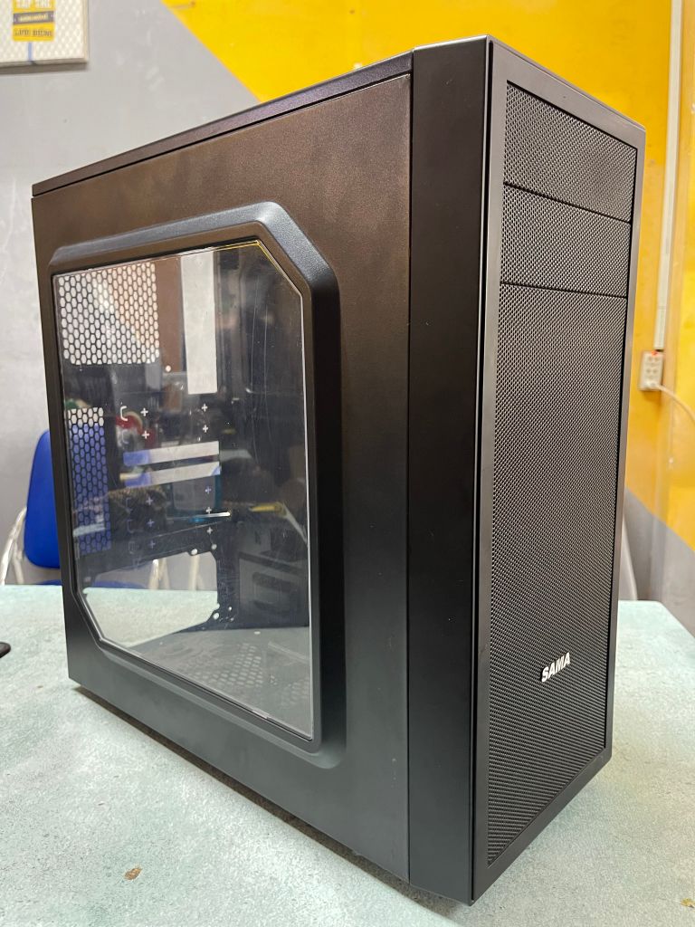 Case SAMA CONQUEST BlACK USED