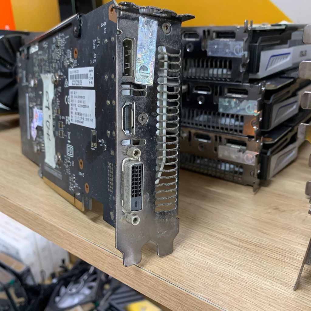 CARD MÀN HÌNH GTX 1050 2GB ASUS DUAL 2FAN WHITE (USED)
