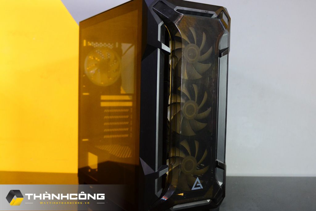 CASE Antec DF600 Flux ATX 3Fan ARGB (USED)