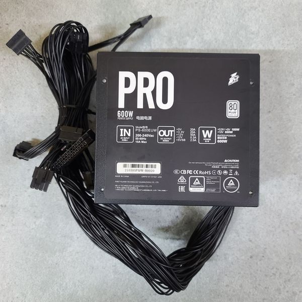Nguồn 1ST Player 600W Pro 80 Plus 11/2024