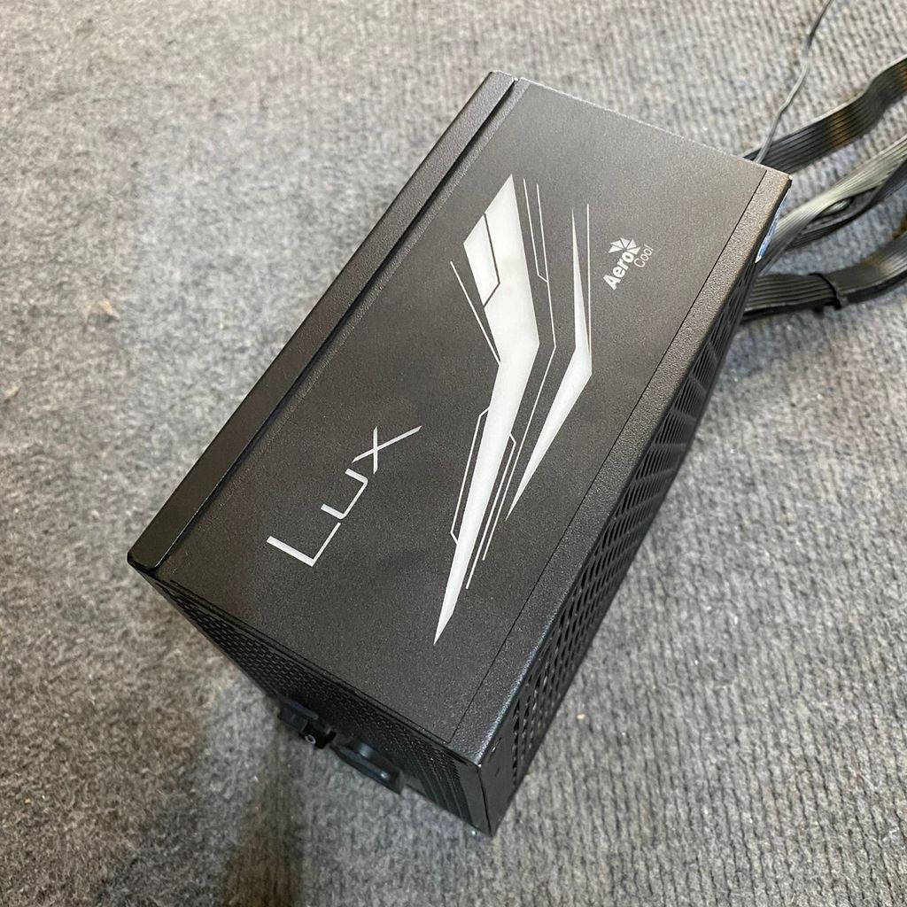 NGUỒN AEROCOOL LUX RGB 650W 80Plus Bronze Certified ( RGB SYNC) 2ND