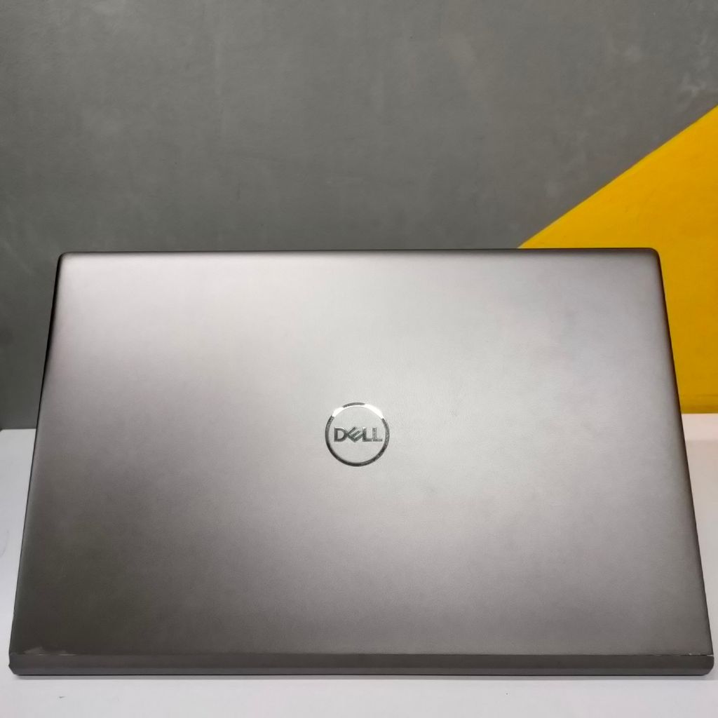 Laptop Dell Vostro 5502 (I5 1135G7 | Ram 8Gb | SSD 512Gb | 15.6