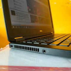 Laptop Dell E5250 12inch i5 5300U/ 8gb ram / 128gb ssd LCD 12.5 CŨ